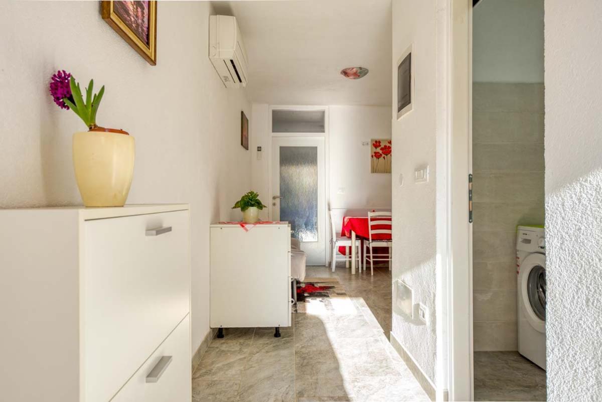 Apartments Ina & Ika Ровинь Экстерьер фото