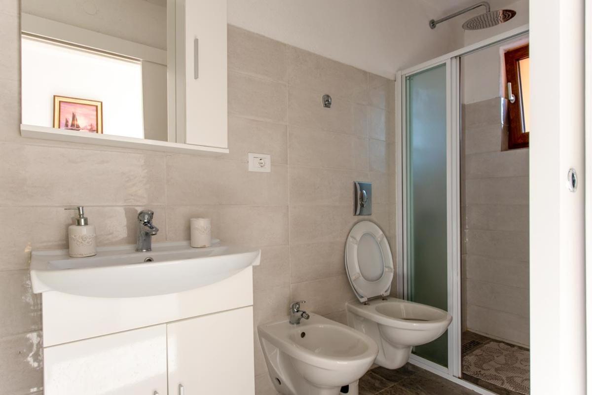 Apartments Ina & Ika Ровинь Экстерьер фото