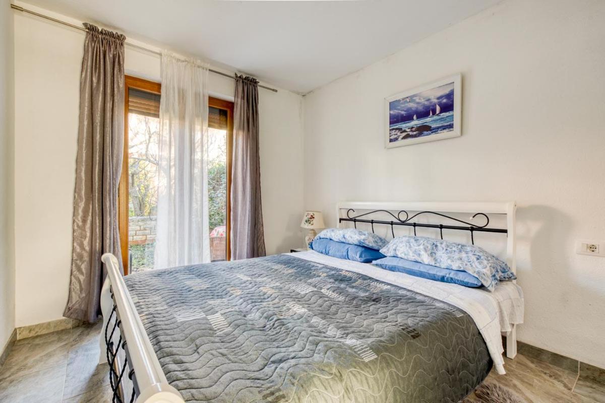 Apartments Ina & Ika Ровинь Экстерьер фото