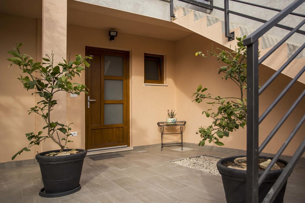 Apartments Ina & Ika Ровинь Экстерьер фото